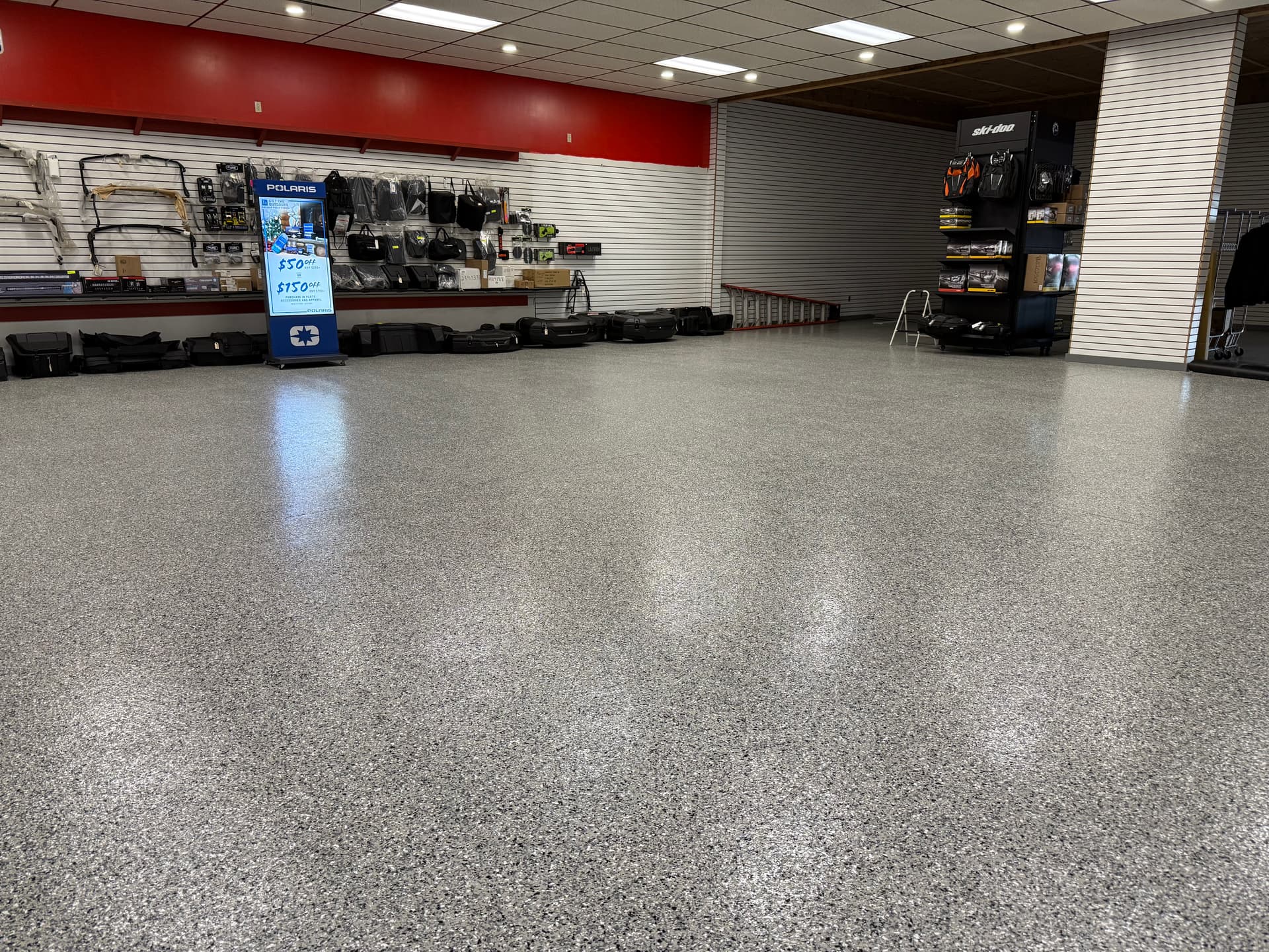 Flake flooring installation